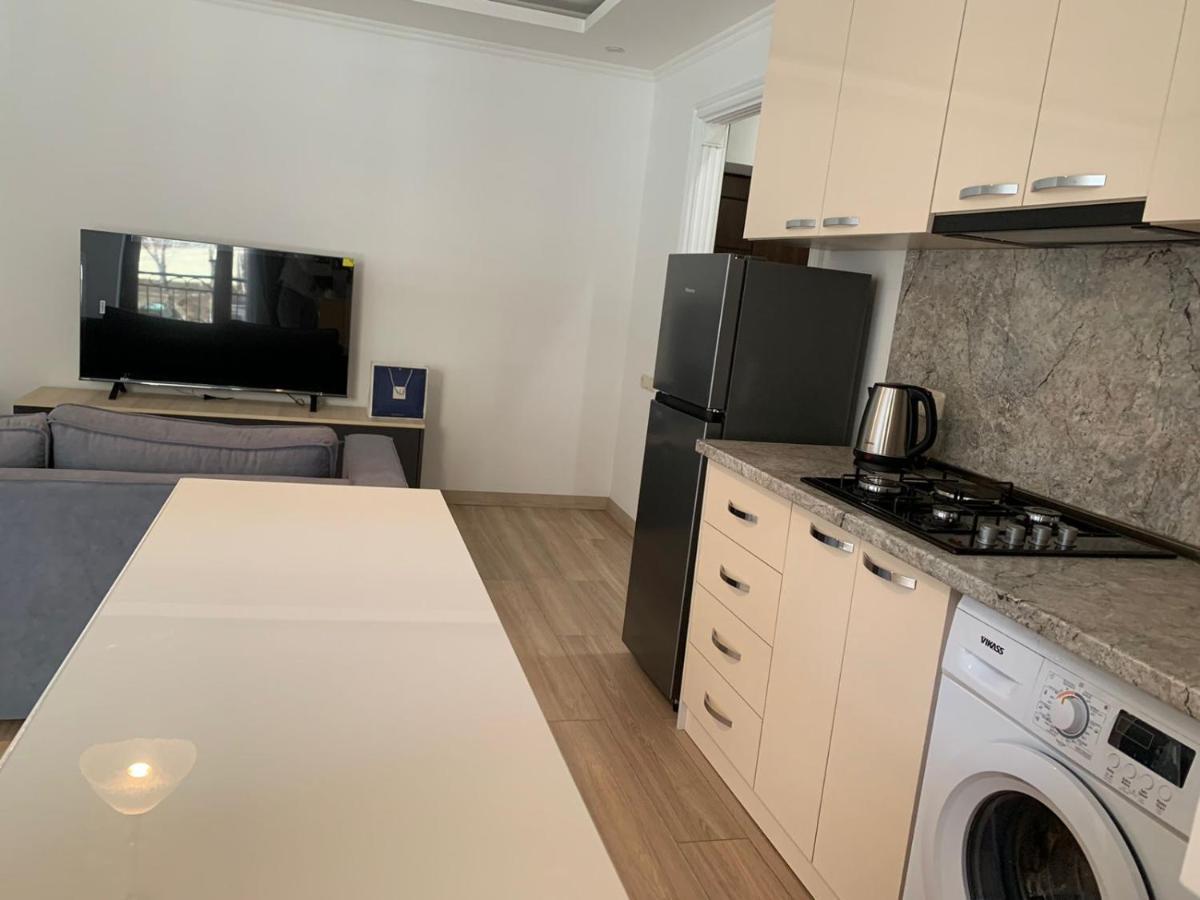 19Tumanyan Excellent Apartment In The Centre Of Capital يريفان المظهر الخارجي الصورة