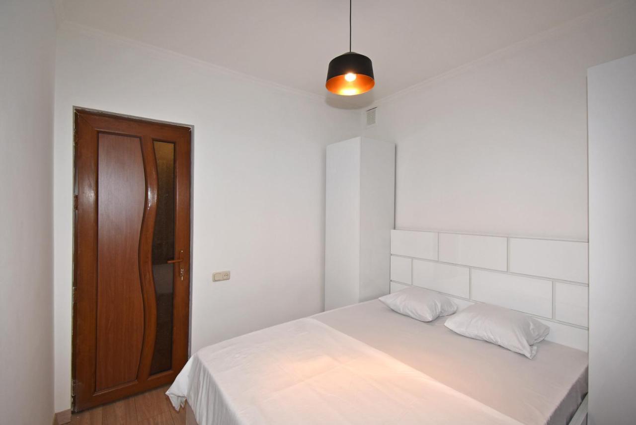 19Tumanyan Excellent Apartment In The Centre Of Capital يريفان المظهر الخارجي الصورة