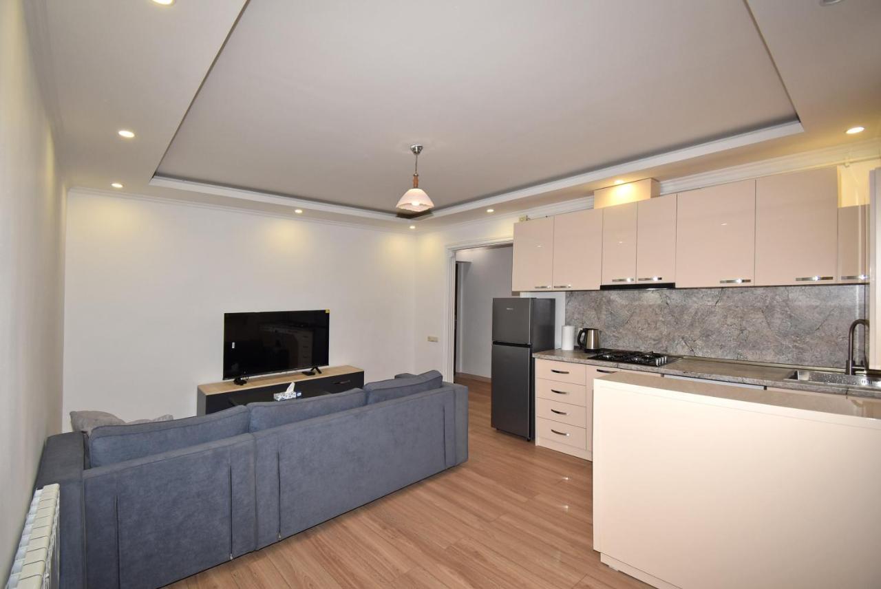 19Tumanyan Excellent Apartment In The Centre Of Capital يريفان المظهر الخارجي الصورة