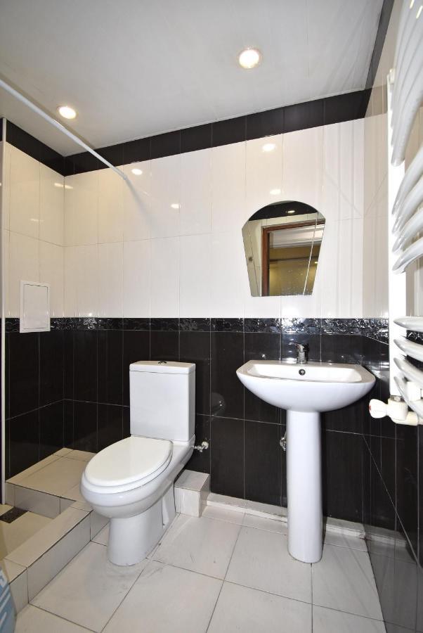 19Tumanyan Excellent Apartment In The Centre Of Capital يريفان المظهر الخارجي الصورة
